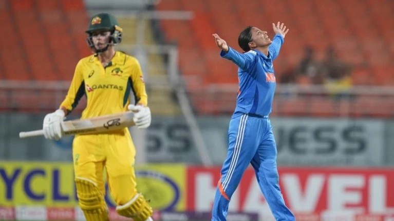 Head to Head in ODIs Head to Head in ODIs