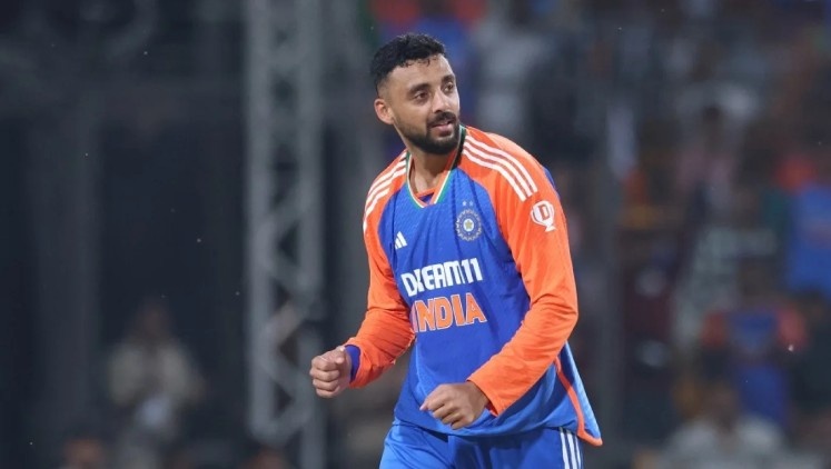 Varun Chakaravarthy become the No.1 T20I Bowler